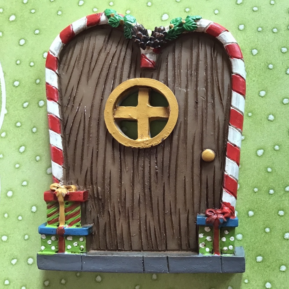 Fair Garden Decor / Door Christmas Theme